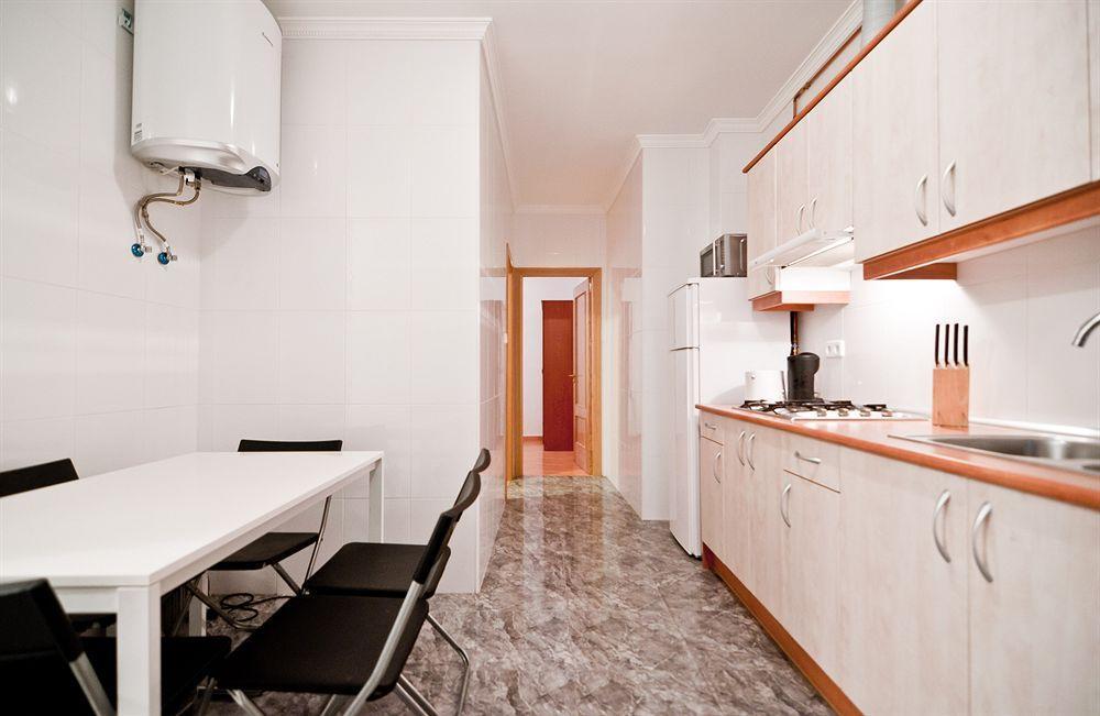 Apartamentos Aqui Me Quedo Madrid Bagian luar foto