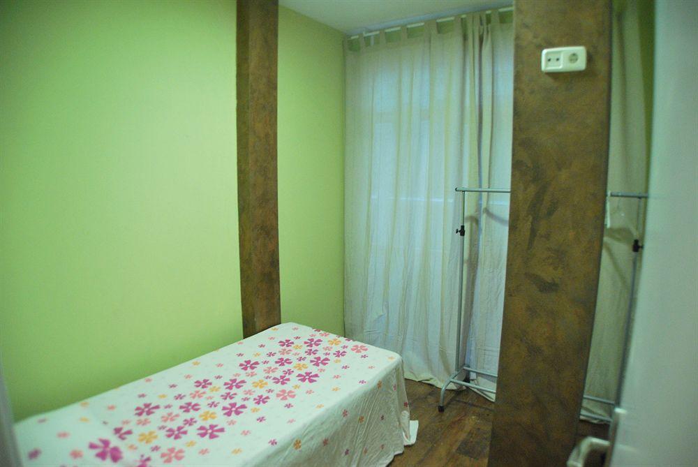 Apartamentos Aqui Me Quedo Madrid Bagian luar foto