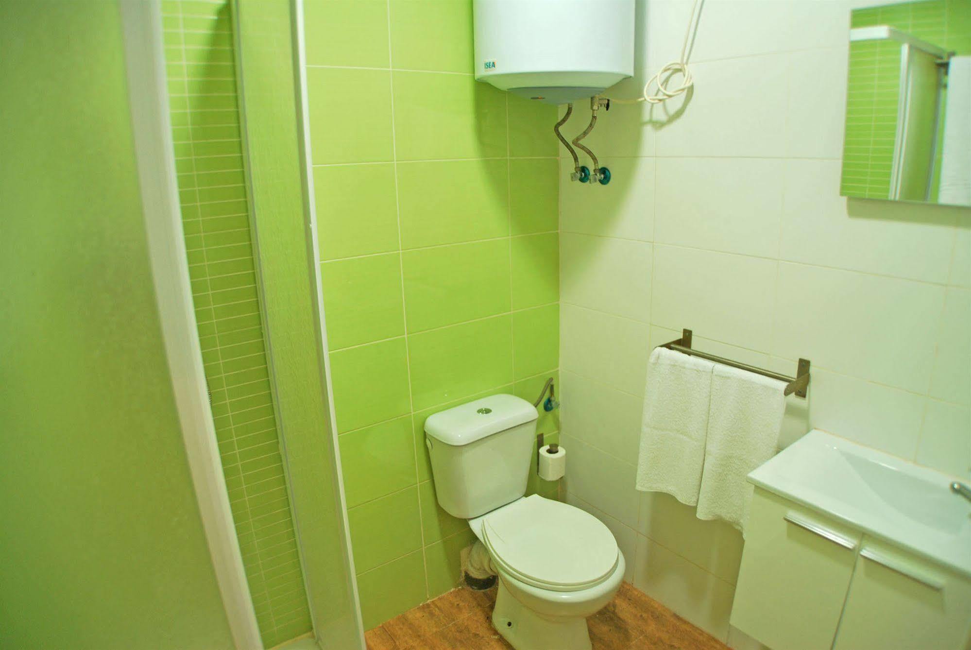 Apartamentos Aqui Me Quedo Madrid Bagian luar foto